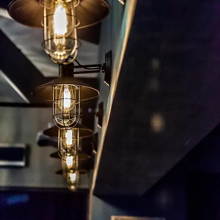 Les Pyrénées Hotel