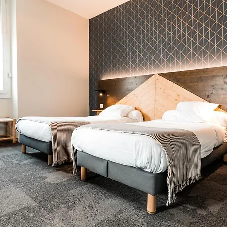 Les Pyrénées Hotel 2*